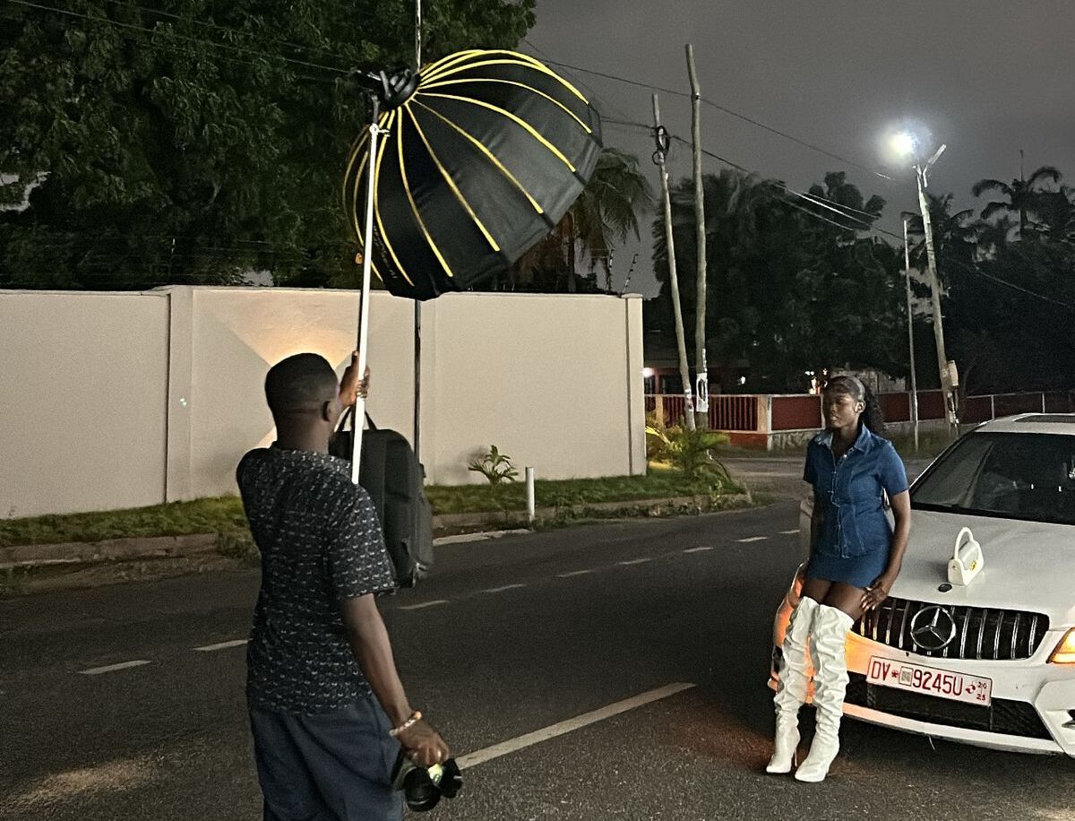 Guerrilla Lighting photography